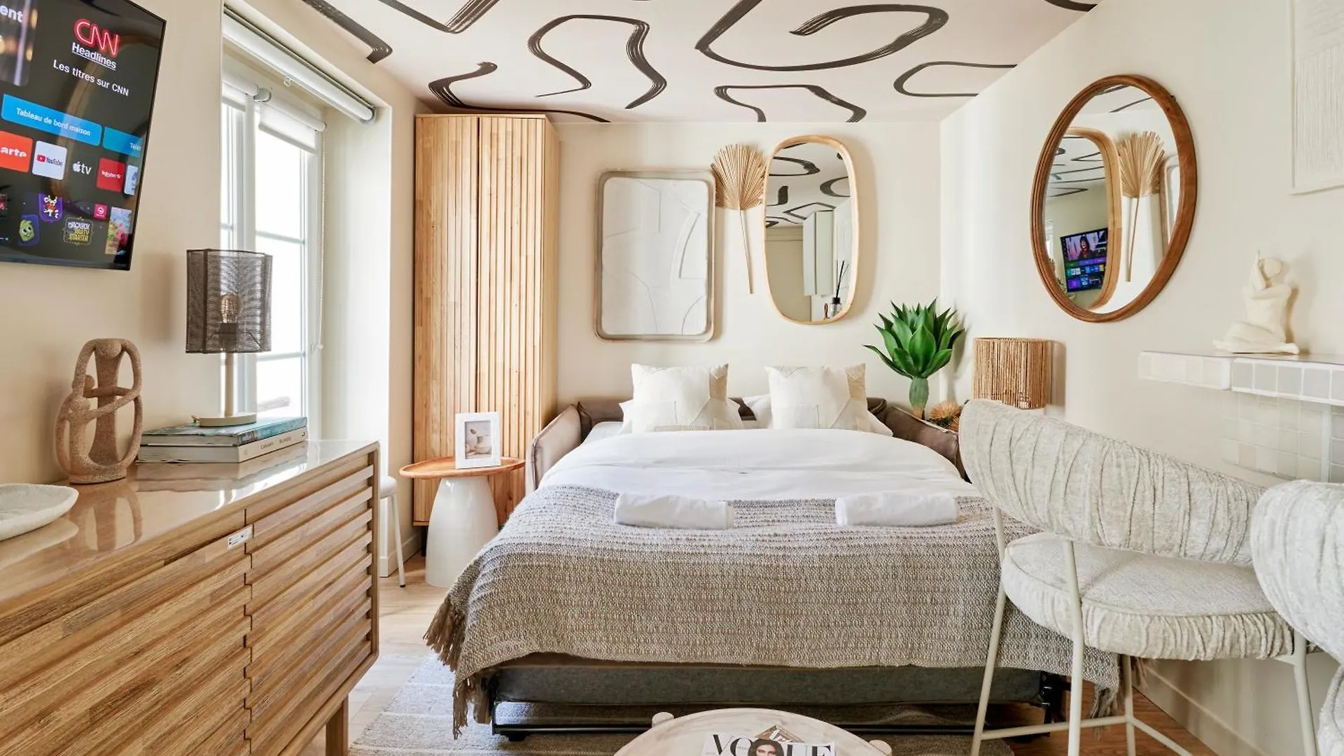 Apartment Lepic Studio Paris France